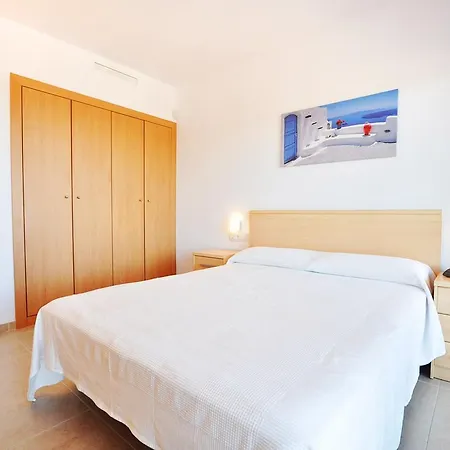 1153 Les Marines Garbi Apartment Roses